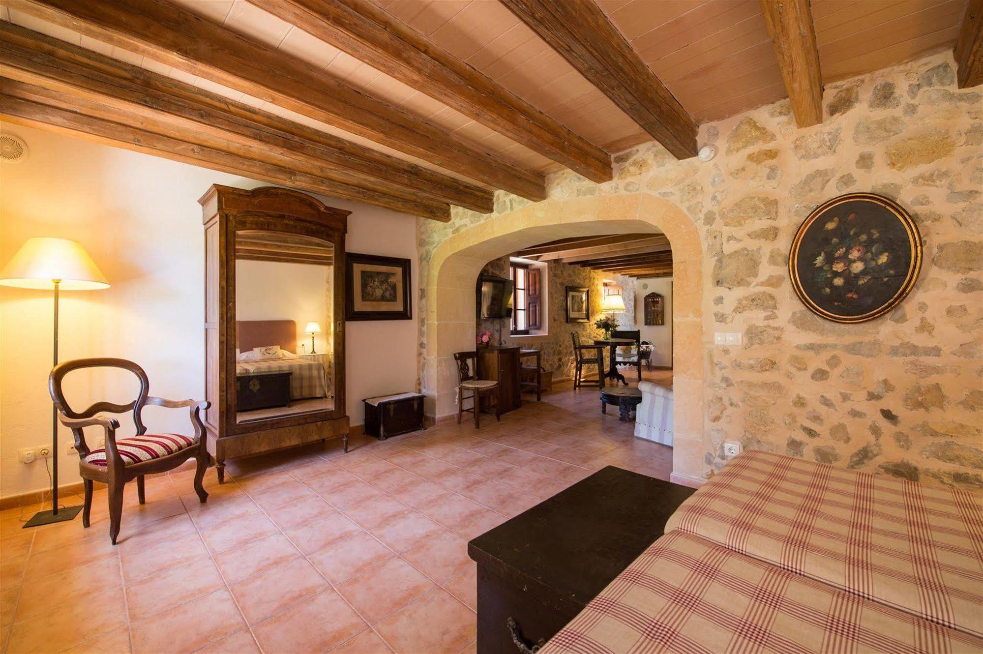 פוררס Hotel Rural Can Feliu מראה חיצוני תמונה