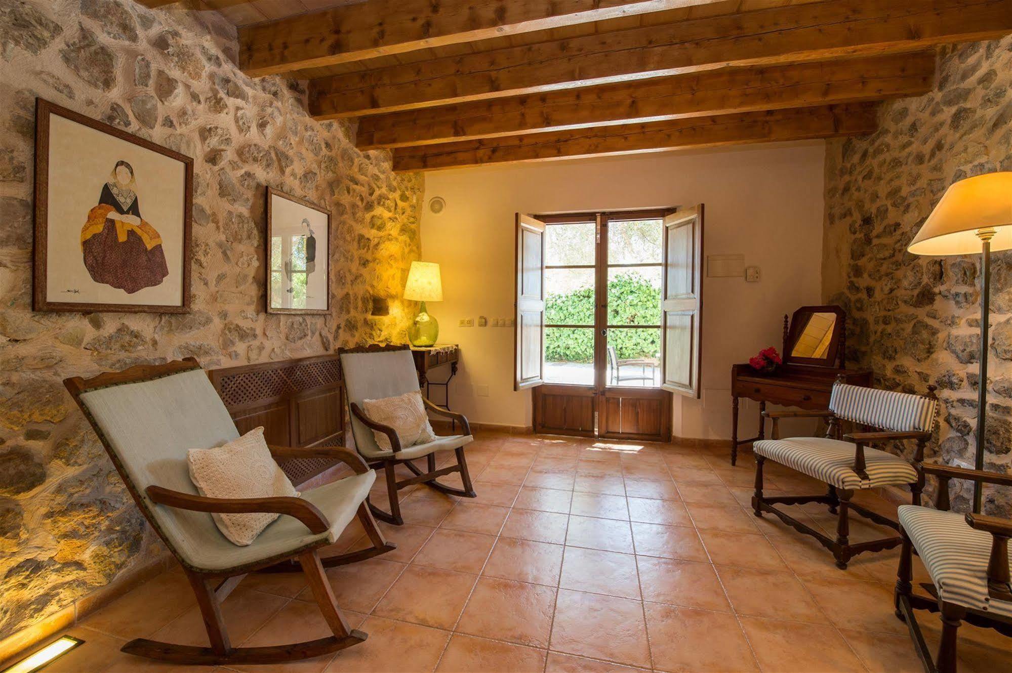 פוררס Hotel Rural Can Feliu מראה חיצוני תמונה