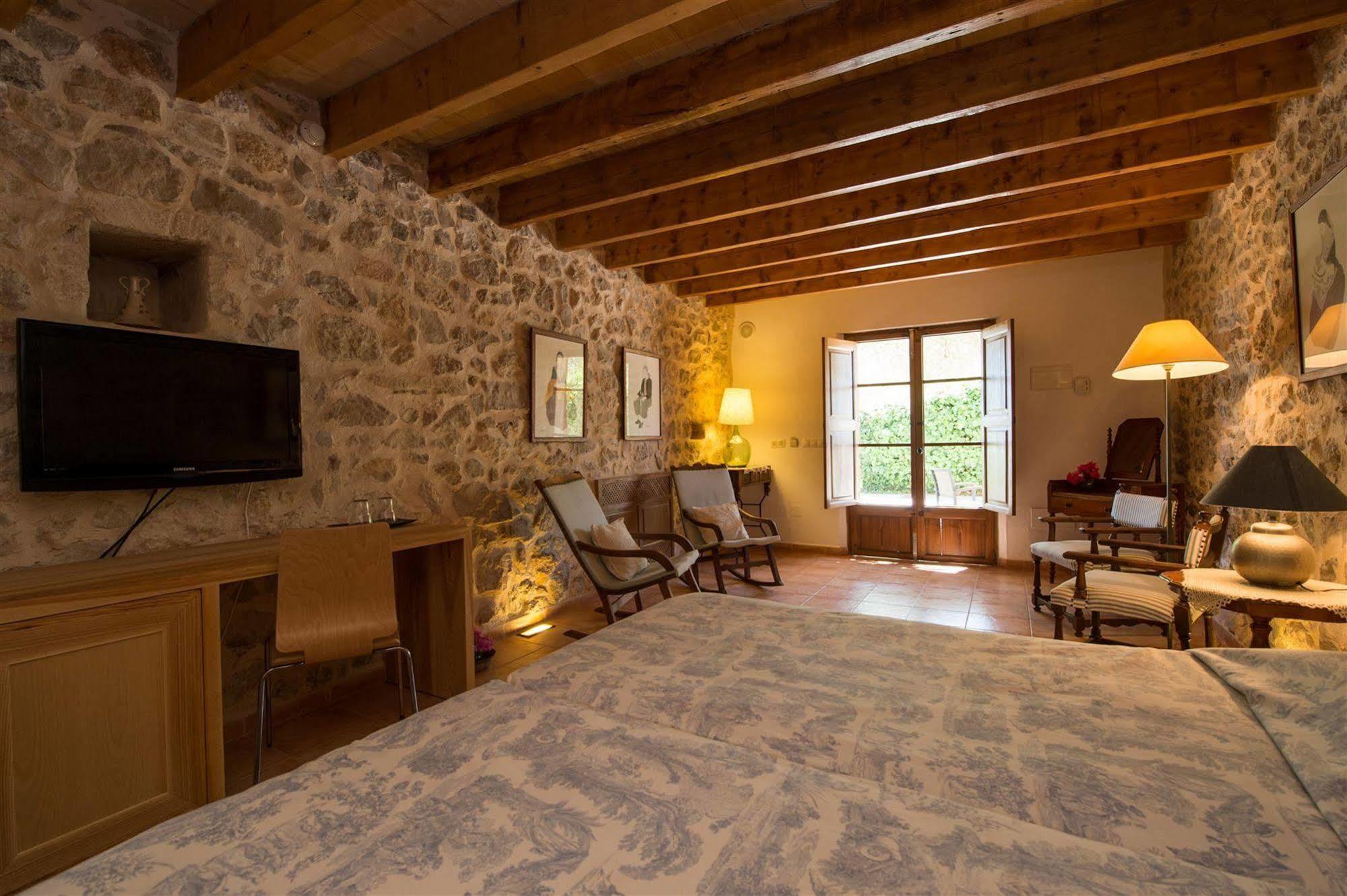 פוררס Hotel Rural Can Feliu מראה חיצוני תמונה