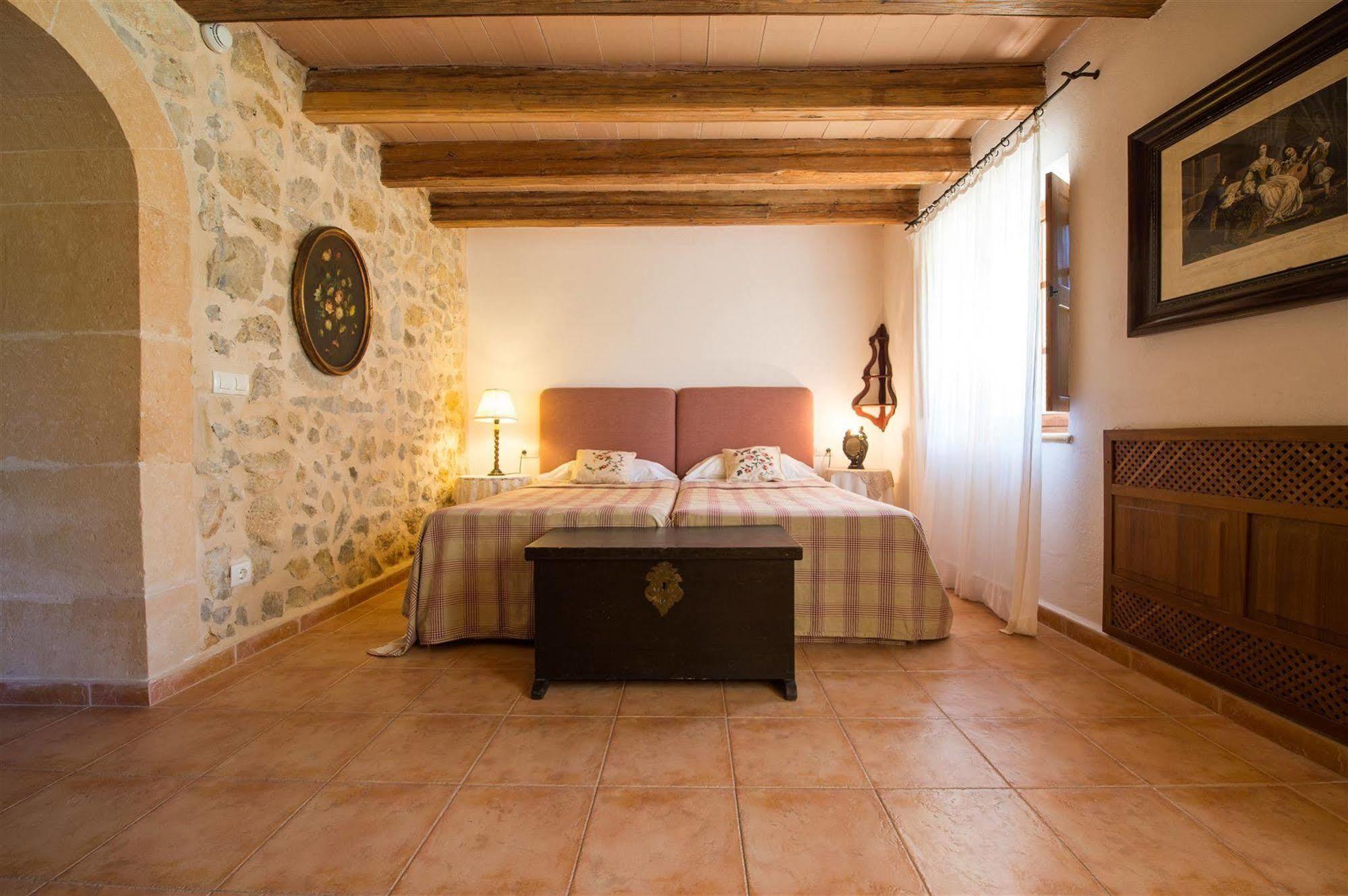 פוררס Hotel Rural Can Feliu מראה חיצוני תמונה