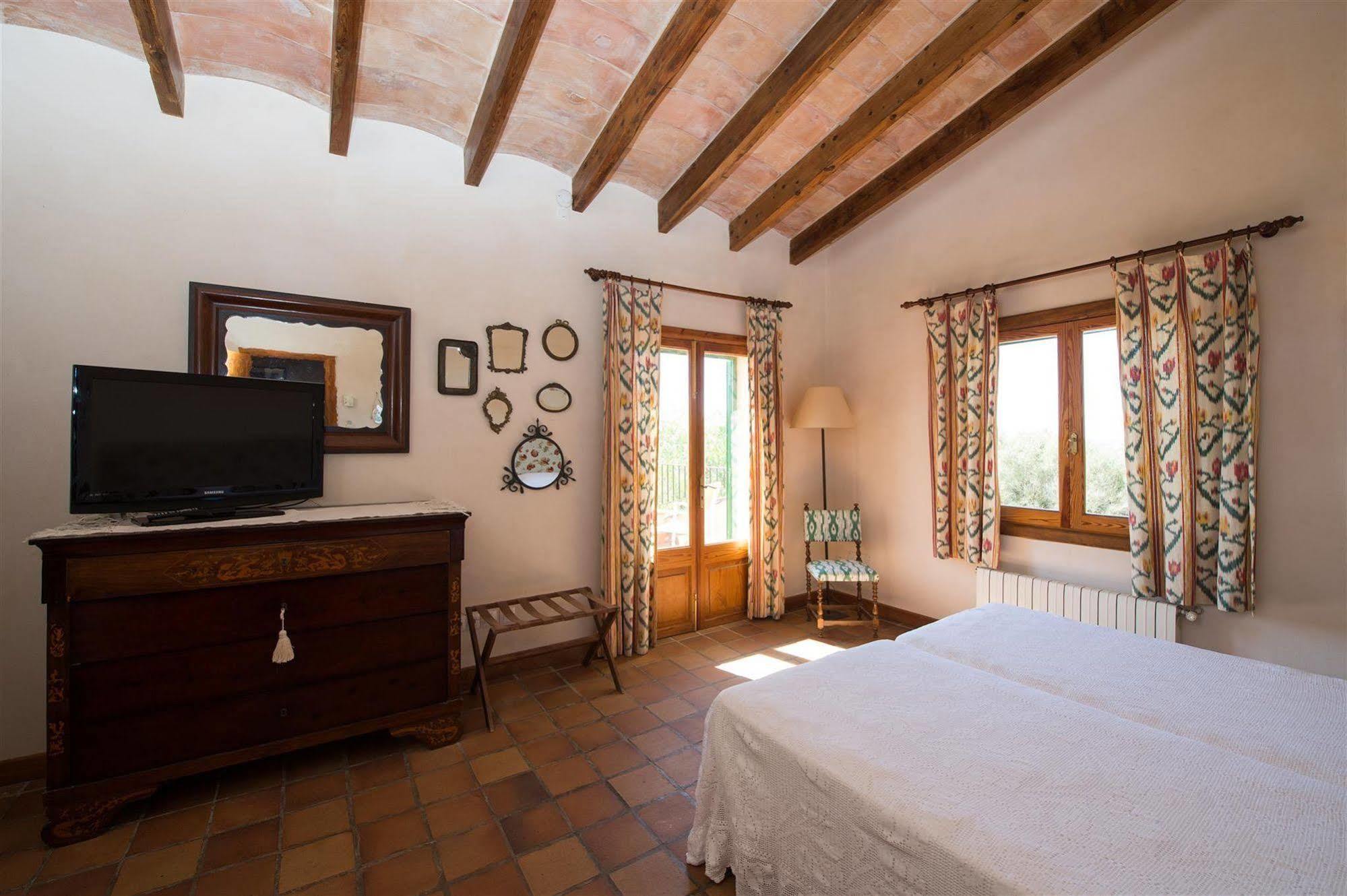 פוררס Hotel Rural Can Feliu מראה חיצוני תמונה